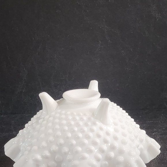 Vintage Fenton White Milk Glass Hobnail Crimped Ruffle Edge 3 Footed Decorative - Picture 10 of 10